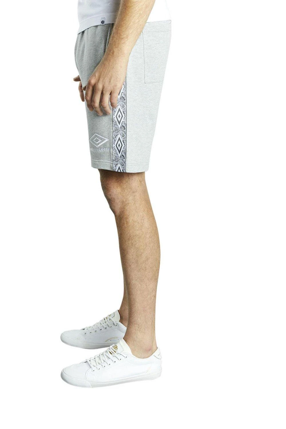 UMBRO Sweat Shorts 5 UMBRO Sweat Shorts - Image 3