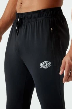 UMBRO Classic Tapered Joggers -Joe Browns Store m5054488512192 black xl 2