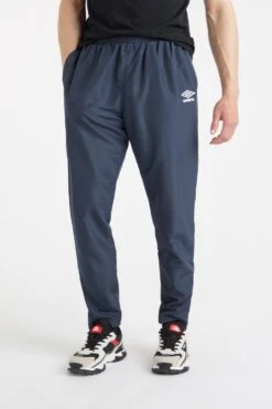 UMBRO Active Style Woven Tapered Joggers