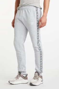 UMBRO Football Wardrobe Taped Jogger -Joe Browns Store m5057807518264 grey xl 2