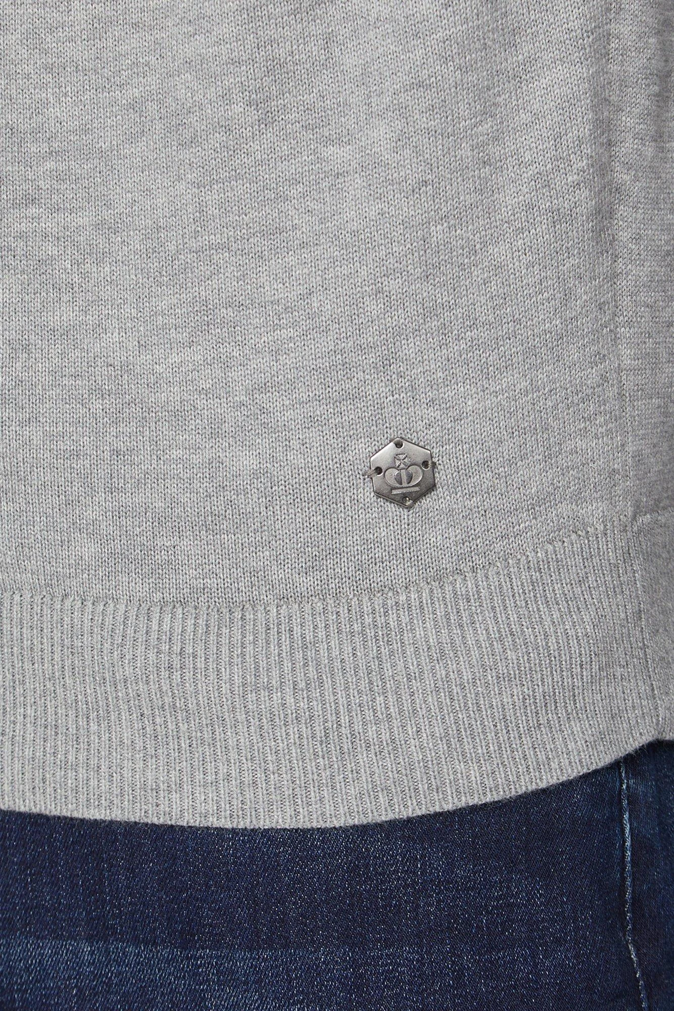 V-Neck Cotton Jumper 6 V-Neck Cotton Jumper - Image 4