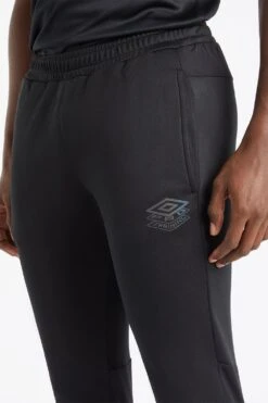 UMBRO Pro Training Poly Pants 13 UMBRO Pro Training Poly Pants -Joe Browns Store m5059459196555 black xl 5