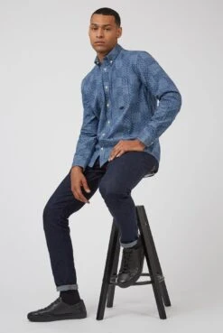 Ben Sherman Chambray Patchwork Geo Print -Joe Browns Store m5059508551519 blue xl 2
