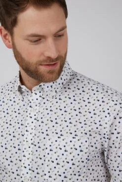 Scattered Spot Print Shirt -Joe Browns Store m5059508656597 white xl 5
