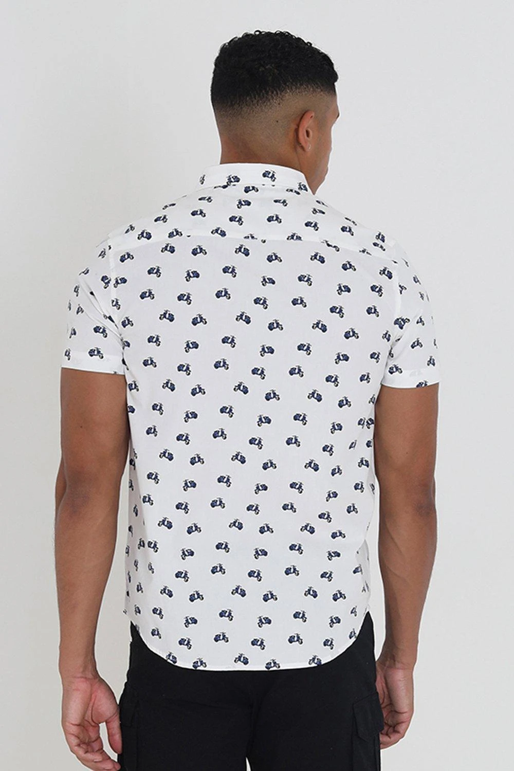 BRAVE SOUL 'Stark Cotton Short Sleeve Print Shirt 4 BRAVE SOUL 'Stark Cotton Short Sleeve Print Shirt - Image 2