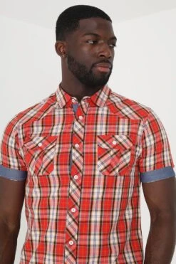 BRAVE SOUL 'Goethe' Cotton Short Sleeve Check Shirt -Joe Browns Store m5059534643639 red xl 2