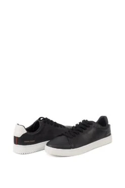 Original Penguin 'Enterprise' Sports Trainer 10 Original Penguin 'Enterprise' Sports Trainer -Joe Browns Store m5059642046209 black xl 3