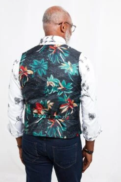 Joe Browns Stand Out Summer Waistcoat -Joe Browns Store m5059953095828 beige xl 3