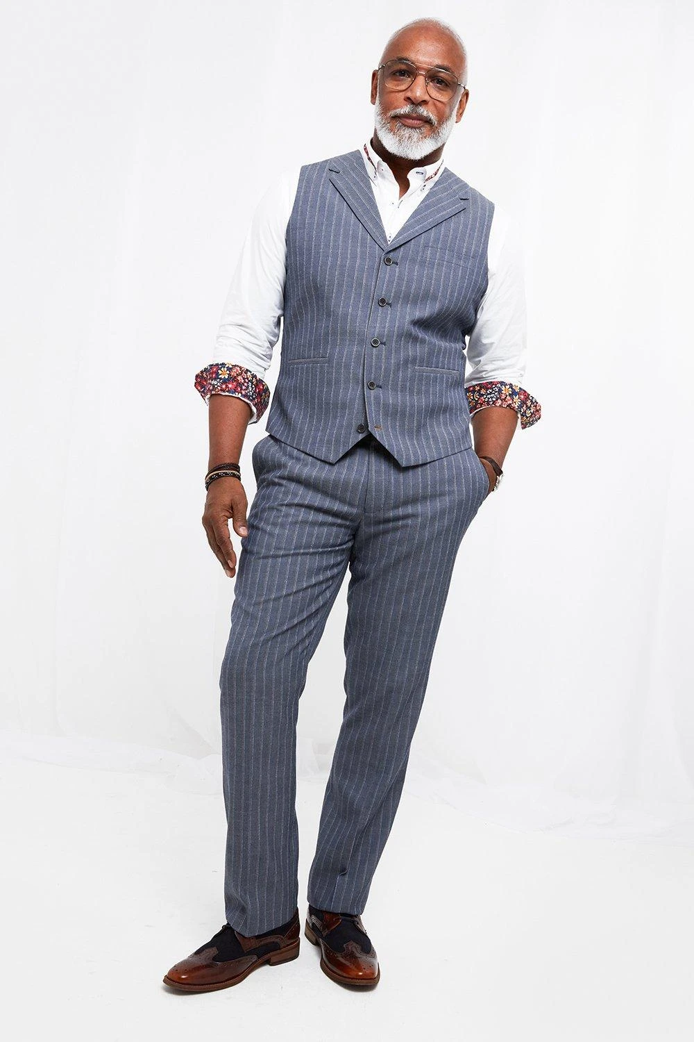 Joe Browns Deadly Dapper Waistcoat 5 Joe Browns Deadly Dapper Waistcoat - Image 3