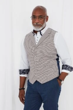 Joe Browns Perfect Partner Waistcoat