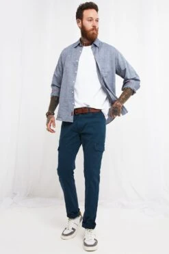 Joe Browns Full Of Action Combats