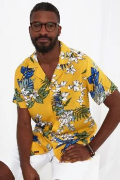 Joe Browns Tropical Floral Print Open Flat Collar Short Sleeve Casual Shirt