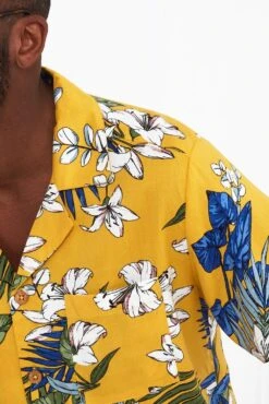 Joe Browns Tropical Floral Print Open Flat Collar Short Sleeve Casual Shirt -Joe Browns Store m5059953102779 yellow xl 4