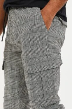 Threadbare 'Port' Cotton Check Cuffed Cargo Trousers -Joe Browns Store m7625914220110 grey xl 3